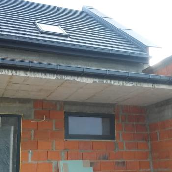 Realizacje: Obróbki blacharskie, świetliki i wpusty